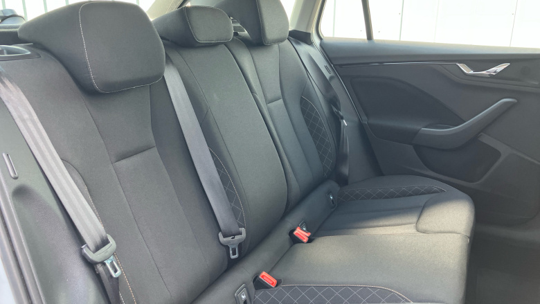 Skoda Kamiq 1.0 TSI 95 SE 5dr Petrol Hatchback